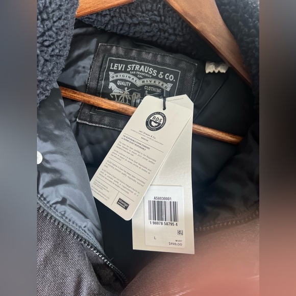 Levi’s Men’s Western Super Puffer Jacket - Picture 8 of 16